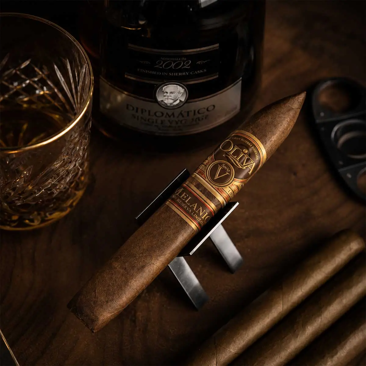 Oliva Serie V Melanio Figurado